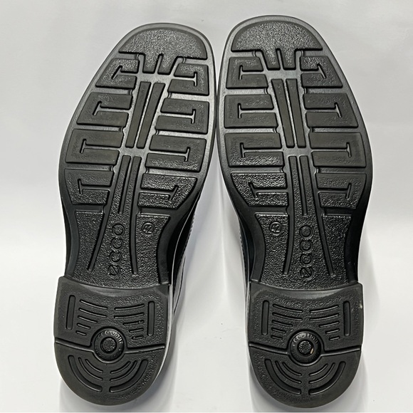 ECCO Men’s Size 42 Black slip on shoe. - Picture 12 of 12